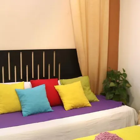 Apartamento Hola Bcn * Barcelona